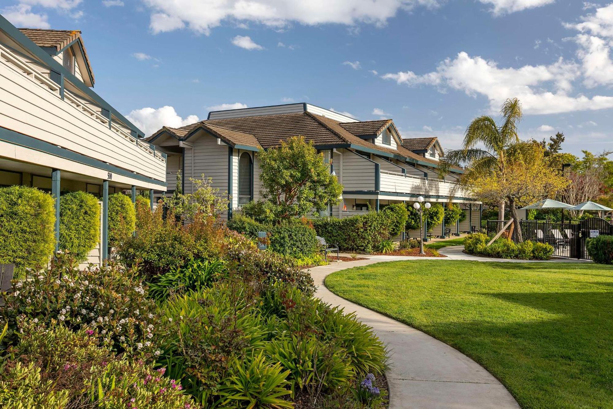 Seacliff Inn Aptos, Tapestry Collection By Hilton ภายนอก รูปภาพ